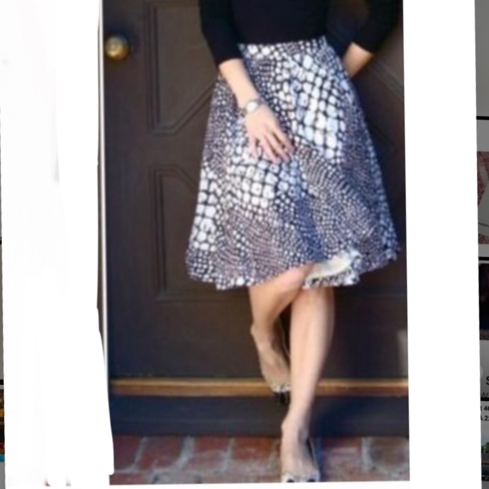Edmé & Esyllte at Anthro croc skirt w/ green contrast stitch blk/wt Sz 4 EUC
